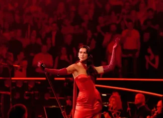 Dua Lipa omaggia gli Aerosmith con la cover di “I Don’t Want To Miss A Thing” Dua Lipa omaggia gli Aerosmith