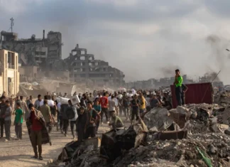 50 morti nei raid sulla Striscia di Gaza, tra le vittime tanti bambini