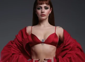 È ora disponibile in pre-order “Ma io sono fuoco”, il nuovo album di Annalisa