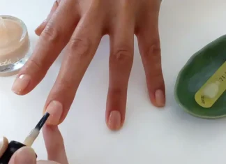 Cos’è la manicure giapponese e perché ha già fatto impazzire i social?