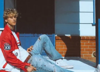 Mgk annuncia il tour mondiale per il 2026: ci sarà anche una data in Italia, ecco quando Mgk annuncia un tour che nel 2026 arriverà in Italia