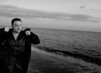 Classifica Radio, Tiziano Ferro si riconferma in vetta Classifica Radio Tiziano Ferro per la seconda settimana consecutiva al primo posto con Cuore Rotto