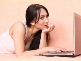 Come proteggere la pelle quando si lavora tanto al computer