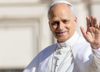 Papa Leone XIV “striglia” la destra americana: «Chi è contro l’aborto, ma approva il trattamento disumano riservato ai migranti negli Stati Uniti, non è davvero pro-life»