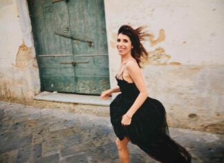 Giorgia annuncia il titolo del nuovo album e data di uscita Giorgia svela cover e data di uscita del nuovo album