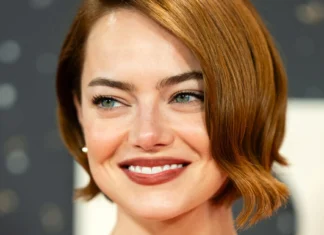 Il caschetto di Emma Stone è il taglio più desiderato dell’autunno (e sì, richiede più lavoro di quanto pensi)