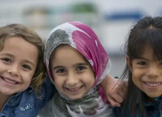 122 milioni di ragazze non vanno a scuola. L’appello di Unicef per la Giornata delle Bambine