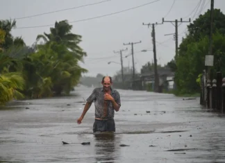 L’uragano Melissa travolge Cuba: 700mila persone evacuate