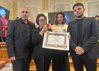 Sara Campanella ha ricevuto la laurea: la mamma ritira la pergamena