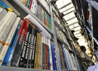 Editoria scolastica: il business che penalizza le famiglie