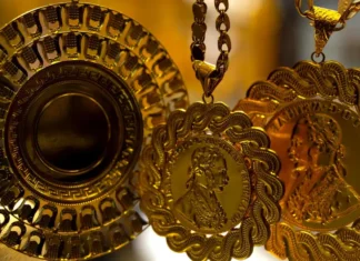 Crollo quotazione dell’oro dopo il record: non accadeva dal 2013