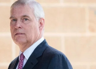 Il cerchio si stringe sempre di più intorno ad Andrew Mountbatten-Windsor