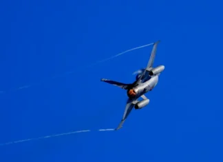Massiccio attacco russo in Ucraina, violato lo spazio aereo della Romania, decollati aerei da combattimento