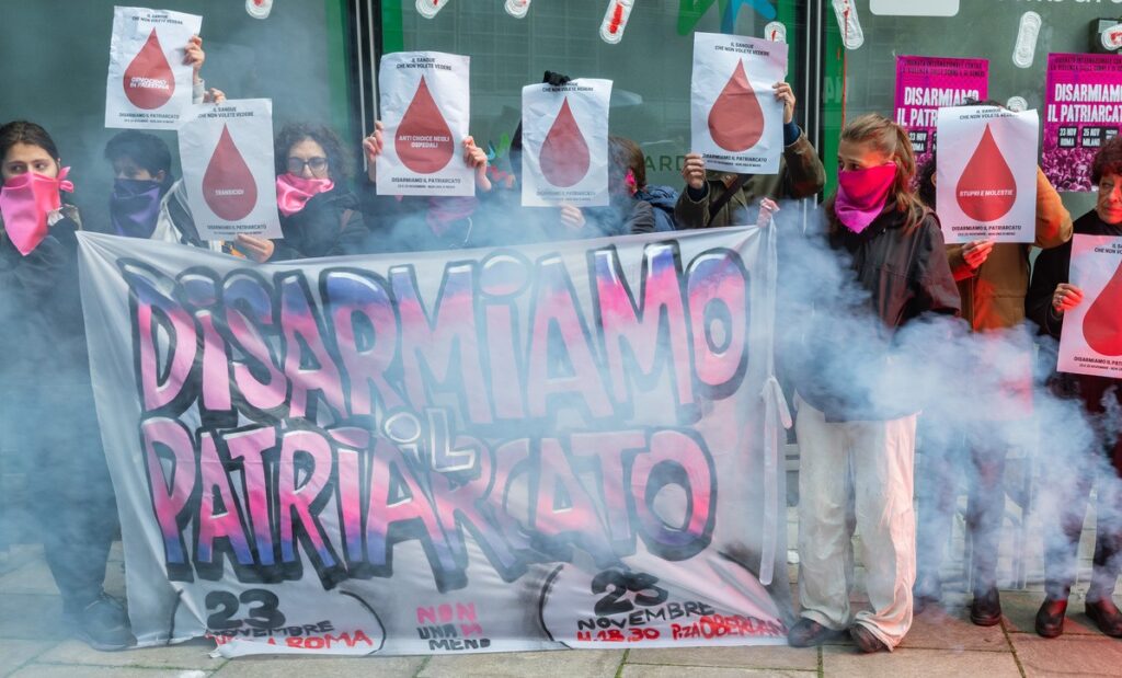 anti-stalking protesta