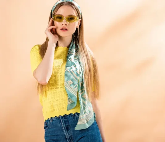 Foulard: come abbinarli per un look unico e di stile