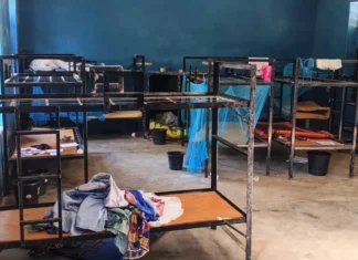 Oltre 300 persone, tra alunni e insegnanti, sono state rapite in una scuola privata cattolica a Papiri in Nigeria