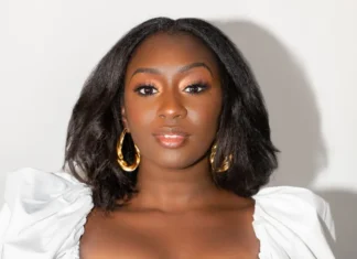 Kim Kardashian sceglie Diarrha N’Diaye-Mbaye per guidare Skims Beauty (e sì, il beauty game sta per cambiare)