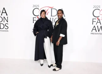 Rihanna e A$AP Rocky tornano sul red carpet in coordinato (e con 632.500 dollari di gioielli addosso)