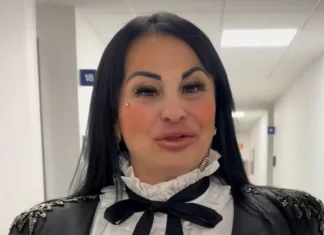 Rita De Crescenzo fa campagna elettorale per Forza Italia (che ne approfitta)