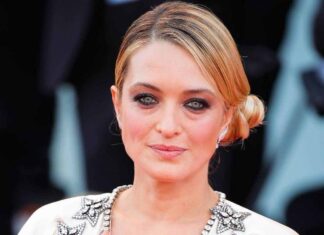 Chi è Dave Mellish, l’ex fidanzato di Carolina Crescentini: “Ci siamo innamorati con un oceano di mezzo” Chi è l'ex fidanzato di Carolina Cresentini
