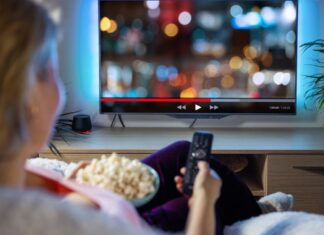 Dai bar alle piattaforme di streaming come il poker è diventato un’icona permanente nella cultura popolare