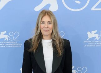 Kathryn Bigelow: i cinque migliori titoli della regista statunitense house-dynamite-kathryn-bigelow-venezia-2025_jpg_1280x720_crop_q85 foto presa da movieplayer.it