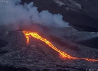 Il vulcano Kilauea delle Hawaii è ancora in eruzione dopo un anno