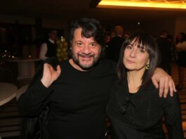Chi è Tiziana Etruschi, la moglie di Lillo: “Sentirla al telefono durante il ricovero per il Covid è stato fondamentale” Chi è Tiziana Etruschi la moglie di Lillo
