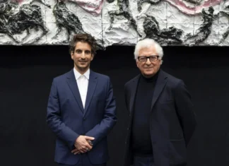 Lorenzo Bertelli, da Prada a Versace come presidente esecutivo lorenzo bertelli