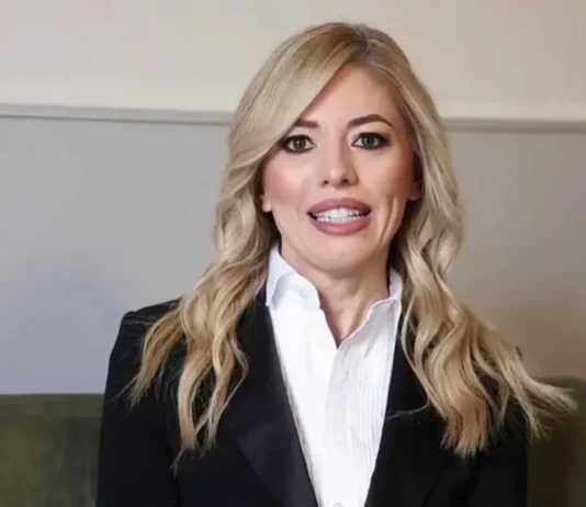 Maria Rosaria Boccia si ritira dalle Regionali per avviso di garanzia