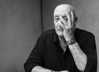Claudia, Jan, Giacomo ed Elisabetta: chi sono la moglie e i figli di Stefano Nazzi Chi è la moglie di Stefano Nazzi