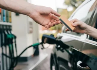 Come funzionano le carte carburante digitali: il futuro della mobilità aziendale