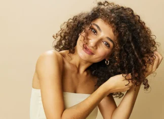 Il 2026 sarà l’anno della permanente capelli: è di nuovo in trend