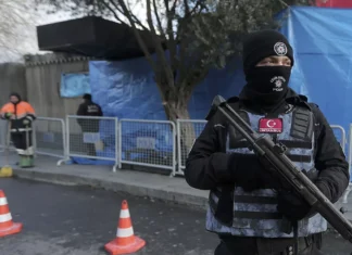 In Turchia arrestate 115 persone per legami con Isis: “Pianificavano attacchi durante le feste”