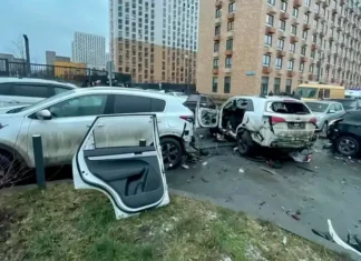 Attentato a Mosca, auto con 300 grammi di tritolo esplode, morto il generale dello Stato maggiore