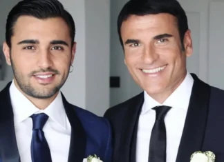 Francesco, chi è il figlio di Sal Da Vinci, la moglie Riccarda e i figli: “Papà è un nonno affettuoso”