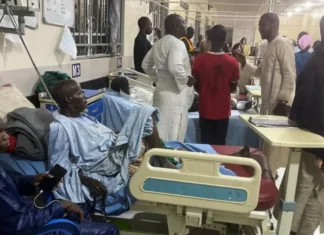 Esplosa una bomba in una moschea in Nigeria: cinque morti