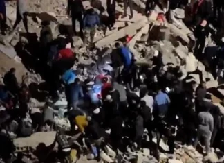 Il crollo di due edifici a Fez, in Marocco, ha provocato almeno ventidue morti