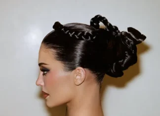 Kylie Jenner cambia faccia (letteralmente): il beauty look Cindy Lou Who che ha mandato in tilt TikTok