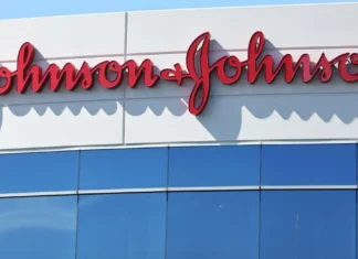 Condannata Johnson & Johnson: il suo talco ha provocato il cancro a due donne