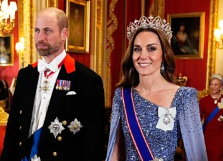 Kate Middleton porta il gelo regale a Windsor: un abito ghiaccio, un nuovo diadema e un messaggio politico (stiloso) nascosto