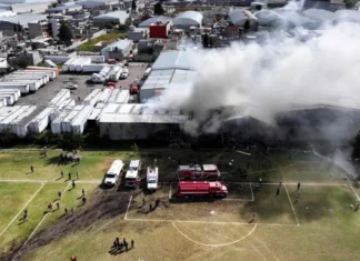 In Messico è precipitato un jet privato, 10 morti di cui tre bambini