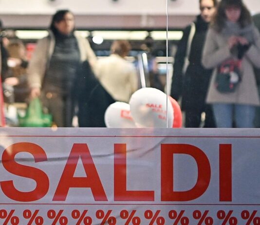 Saldi invernali 2026: quando iniziano, come funzionano e il calendario ufficiale regione per regione