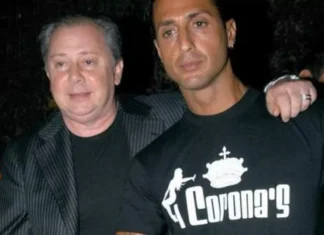 Lele Mora contro Fabrizio Corona per il ‘Caso Signorini’: “Non avrei mai fatto una cosa del genere, non si tradiscono gli amici”