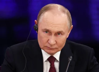 L’Ucraina si ritiri oppure “libereremo il Donbass con la forza”, le parole di Putin