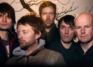 Radiohead, centinaia di fan hanno invaso un locale di Copenaghen per una serata karaoke dedicata alla band Radiohead, dopo il rinvio del concerto di Copenaghen i fan si sono riuniti per una serata karaoke