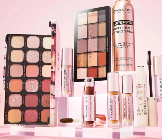 Cosa sta succedendo a Revolution Beauty? Perdite in aumento e fatturato in calo