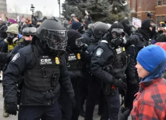 Trump minaccia l’Insurrection Act a Minneapolis, cosa vuol dire