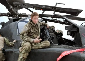 Trump sminuisce le truppe Nato in Afghanistan: “Non hanno mai fatto niente”, il principe Harry non ci sta e risponde