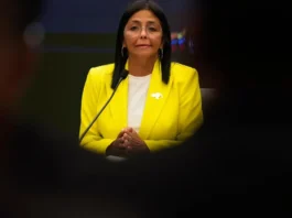 Delcy Rodríguez è la presidente del Venezuela ad interim, ma arrivano già le prime minacce di Trump